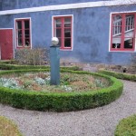 Thomanderska trädgården i vårskrud