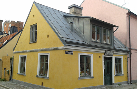 Hökeriet med nyrenoverad fasad. Foto: Linnéa Stolle/Kulturen