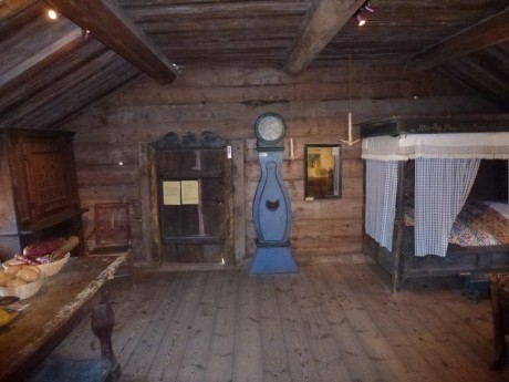 Onsjöstugan har fungerat som en pedagogisk lekstuga för barn, med en "generell" 1800-talsinredning. Foto: Viveca Ohlsson/Kulturen