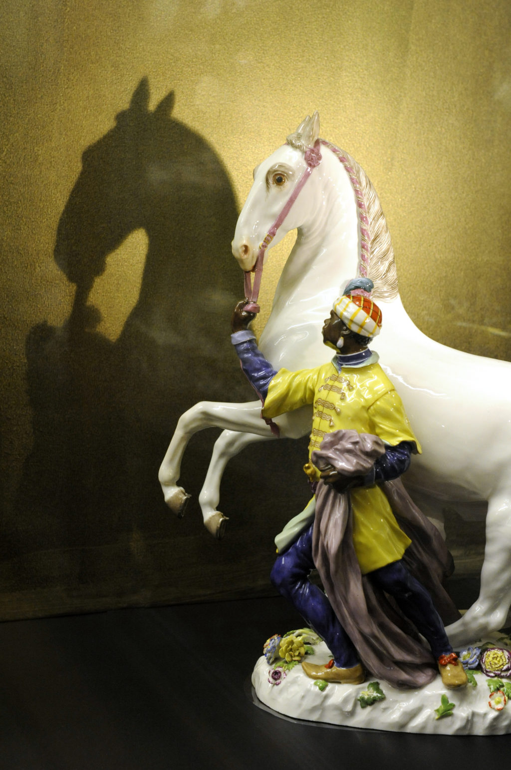 Figurin av porslin, Meissen, Tyskland.