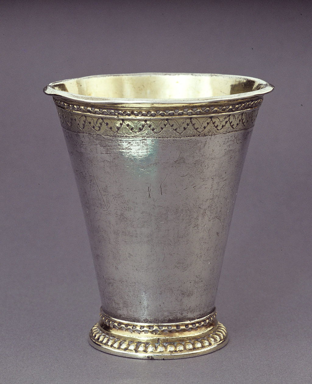 Bägare av silver tillverkad 1782. 